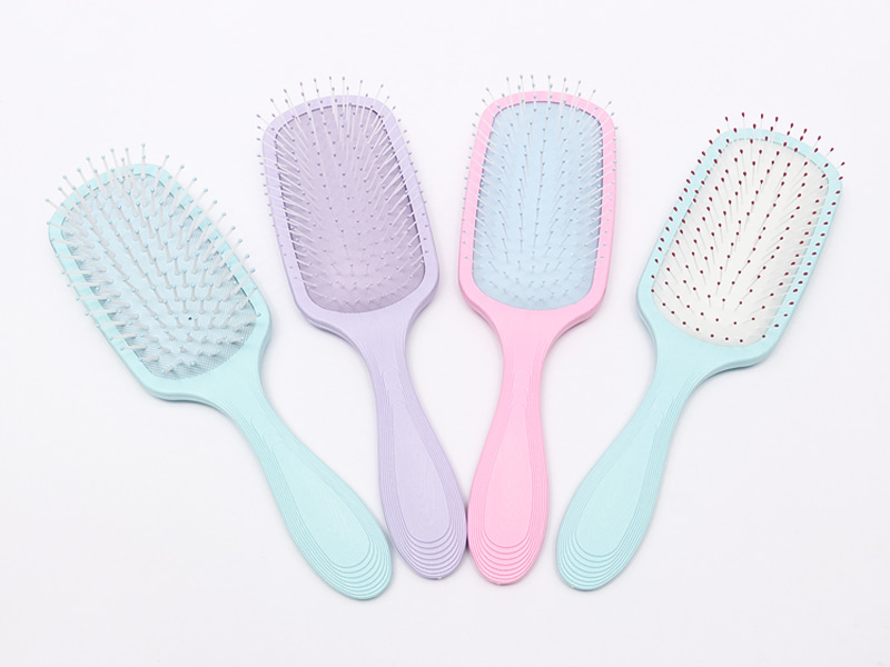 Perie de descurcare din material plastic ecologic