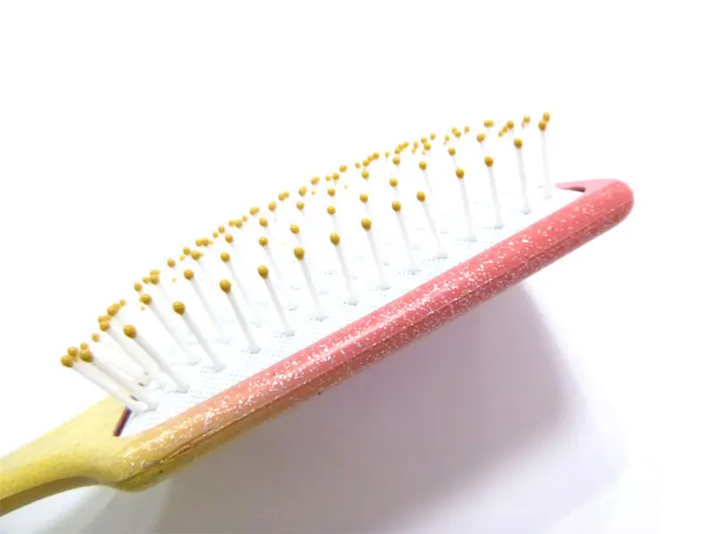 Perie de păr din plastic pentru îndreptat