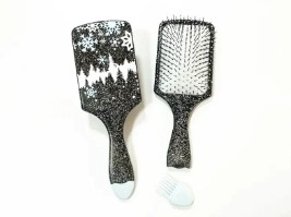Materialul unui set de perii de păr va afecta experiența utilizatorului?